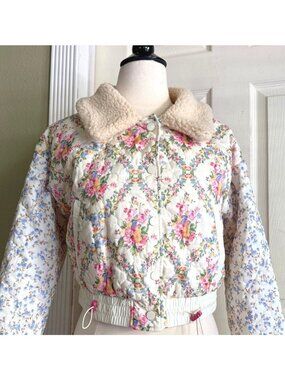 size S NWT quilted lightweight cropped shabby chic jacket cottagecore